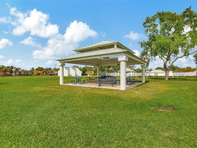 1415 SW 109th Way # 1415, Davie FL 33324