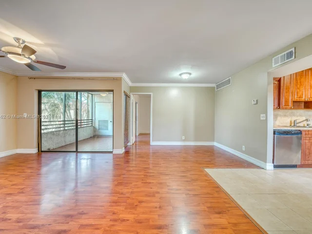 11530 NW 10th St # 11530, Pembroke Pines FL 33026