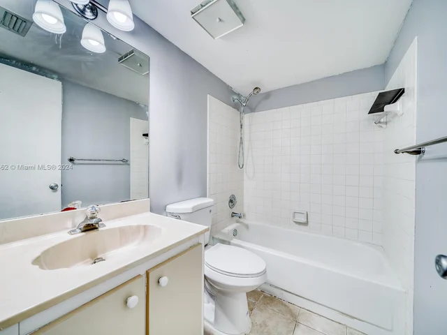 11530 NW 10th St # 11530, Pembroke Pines FL 33026