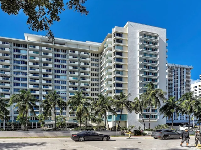 1200 West Ave # 423, Miami Beach FL 33139