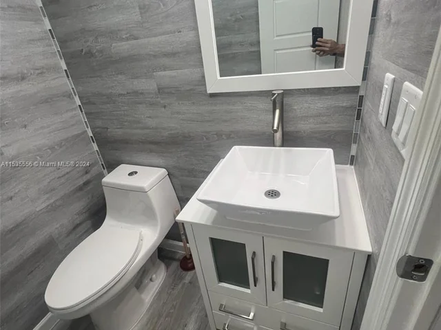 3638 N University Dr # 4, Coral Springs FL 33065