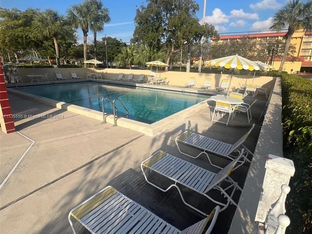 3638 N University Dr # 4, Coral Springs FL 33065