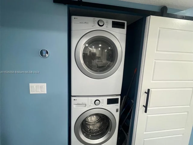 3638 N University Dr # 4, Coral Springs FL 33065