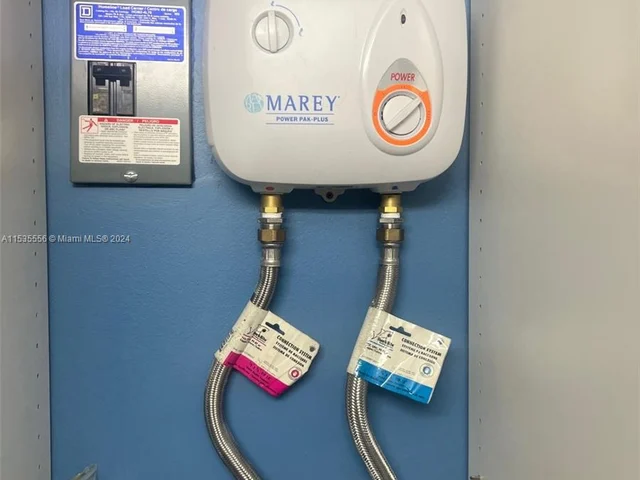 3638 N University Dr # 4, Coral Springs FL 33065