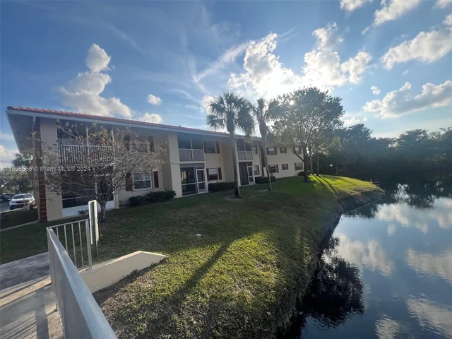 3638 N University Dr # 4, Coral Springs FL 33065