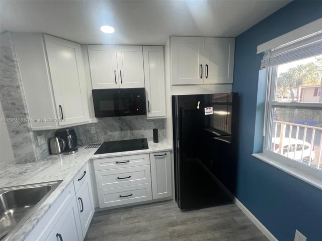 3638 N University Dr # 4, Coral Springs FL 33065