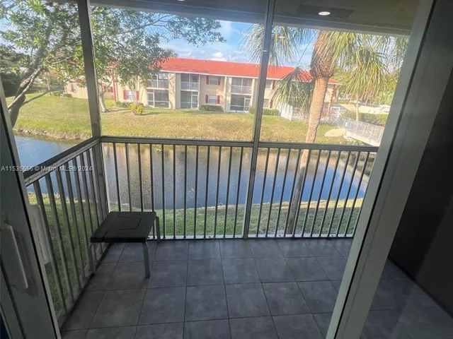 3638 N University Dr # 4, Coral Springs FL 33065