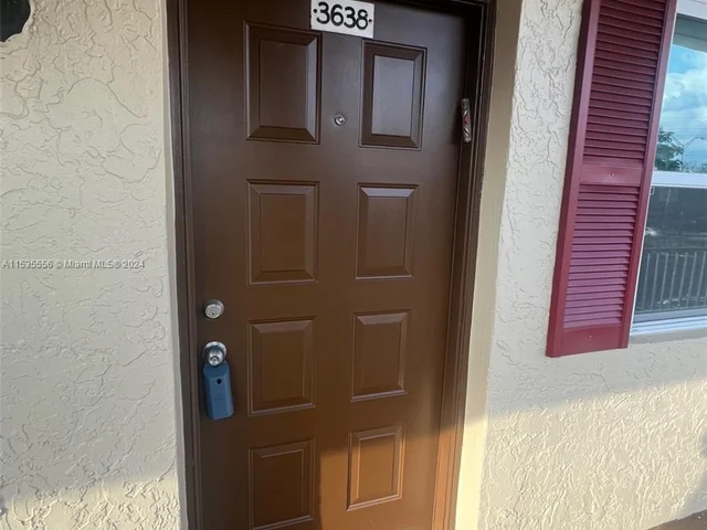 3638 N University Dr # 4, Coral Springs FL 33065