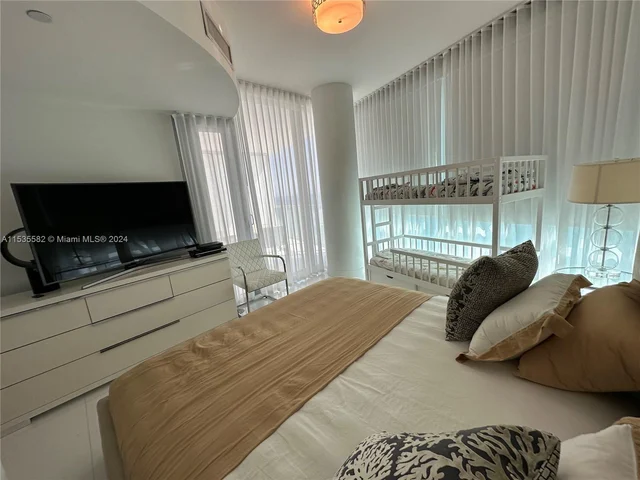 17121 Collins Ave # 2006, Sunny Isles Beach FL 33160