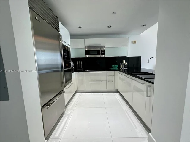 17121 Collins Ave # 2006, Sunny Isles Beach FL 33160