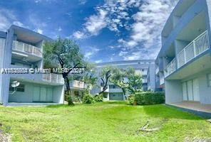 9375 Fontainebleau Blvd # L223, Miami FL 33172
