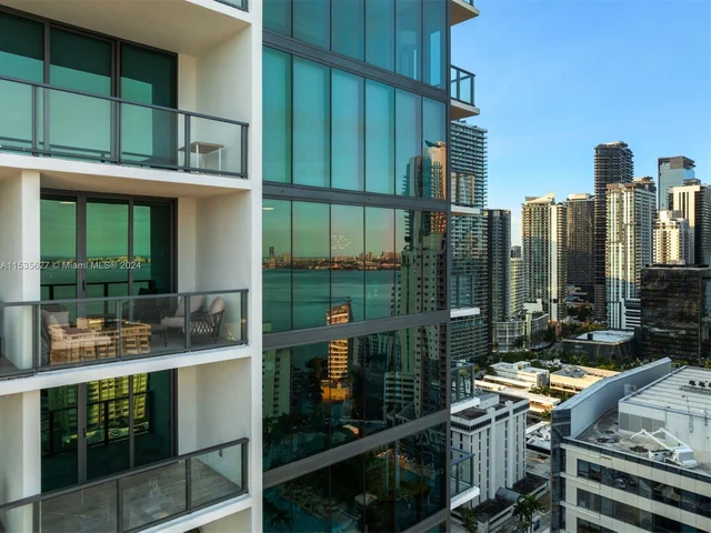 1451 Brickell Ave # 2701, Miami FL 33131