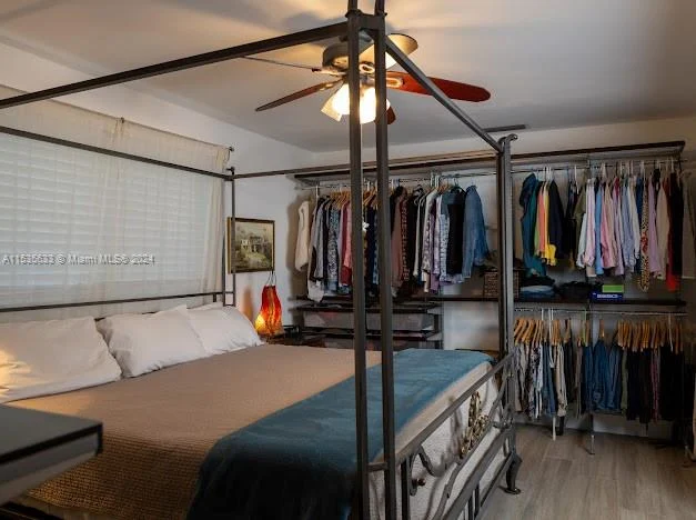 1025 Lincoln St, Hollywood FL 33019