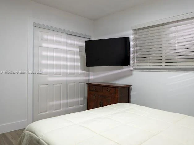 1025 Lincoln St, Hollywood FL 33019