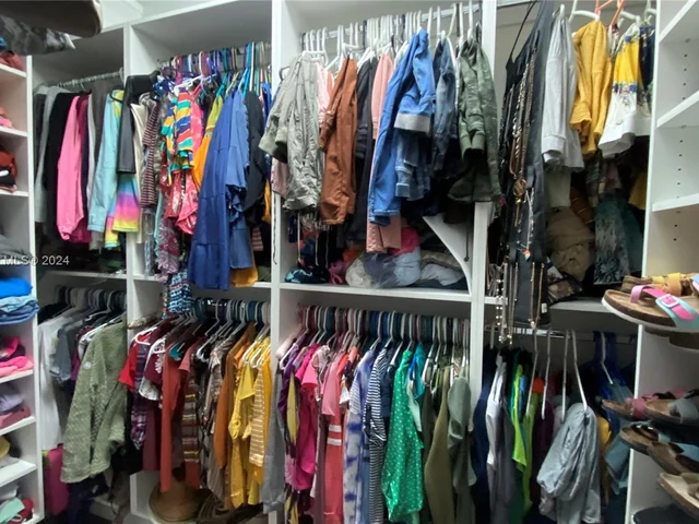 2172 NW 139th Ter, Pembroke Pines FL 33028