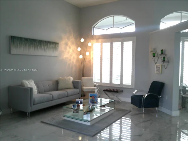 2172 NW 139th Ter, Pembroke Pines FL 33028