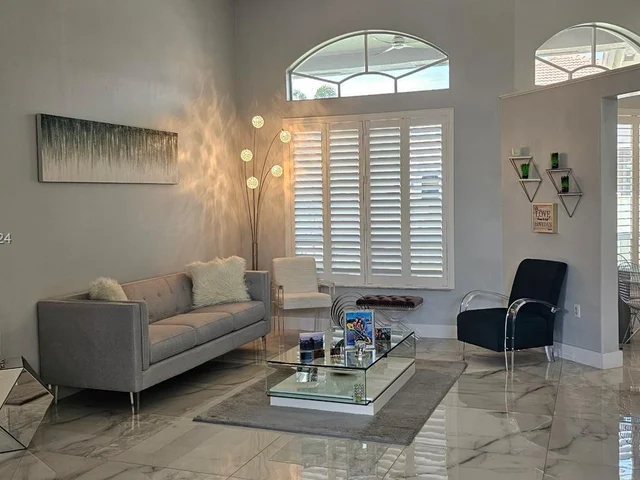 2172 NW 139th Ter, Pembroke Pines FL 33028