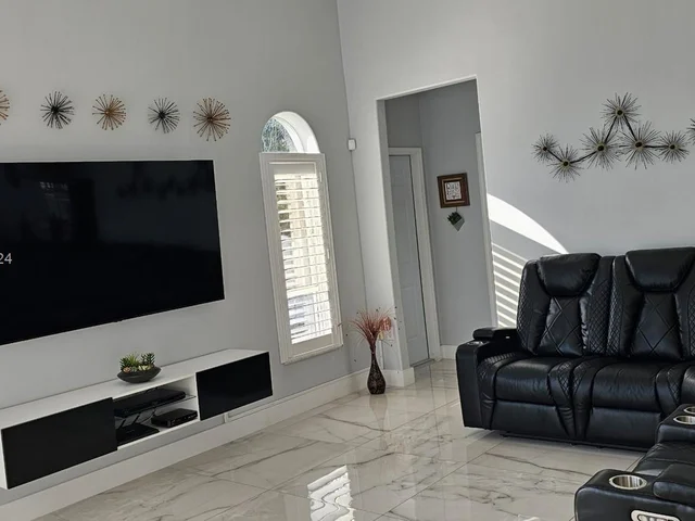 2172 NW 139th Ter, Pembroke Pines FL 33028