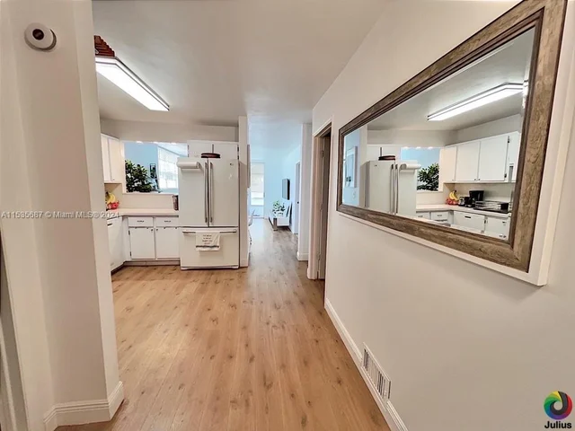 7100 NW 17th St # 112, Plantation FL 33313