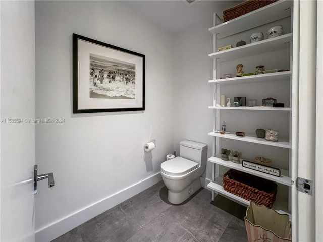 6103 Aqua Ave # 1004, Miami Beach FL 33141