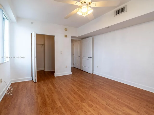 1830 Radius Dr # 905, Hollywood FL 33020