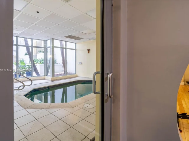 1830 Radius Dr # 905, Hollywood FL 33020