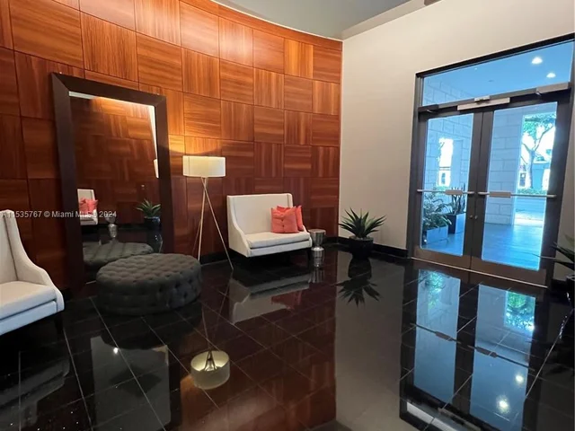 3000 Coral Way # 919, Miami FL 33145