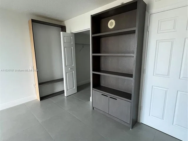 3000 Coral Way # 919, Miami FL 33145