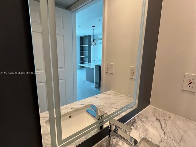 3000 Coral Way # 919, Miami FL 33145