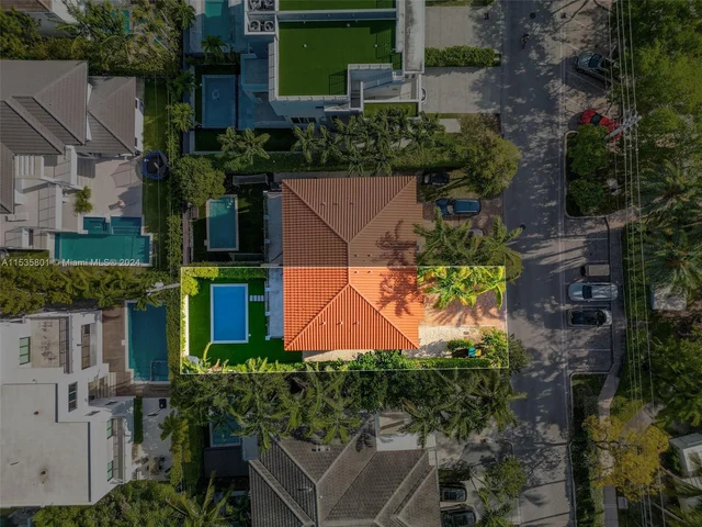 464 Fernwood Rd # B, Key Biscayne FL 33149