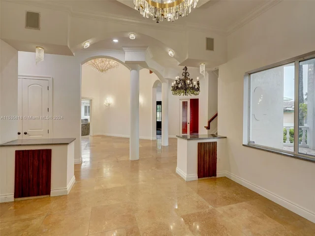 361 NE 116th St, Miami FL 33161