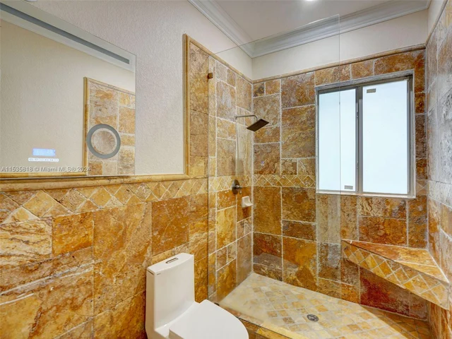 361 NE 116th St, Miami FL 33161