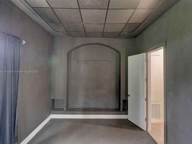 361 NE 116th St, Miami FL 33161