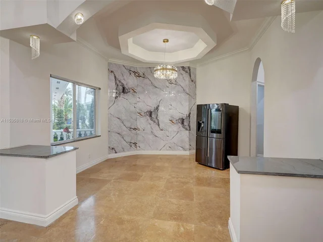 361 NE 116th St, Miami FL 33161