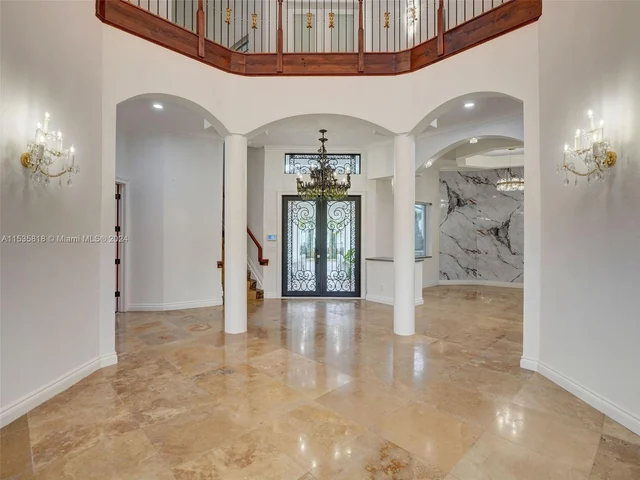 361 NE 116th St, Miami FL 33161