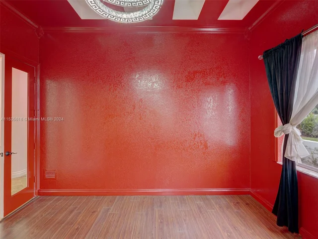 361 NE 116th St, Miami FL 33161