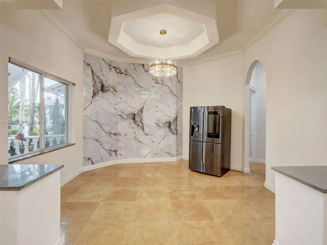 361 NE 116th St, Miami FL 33161