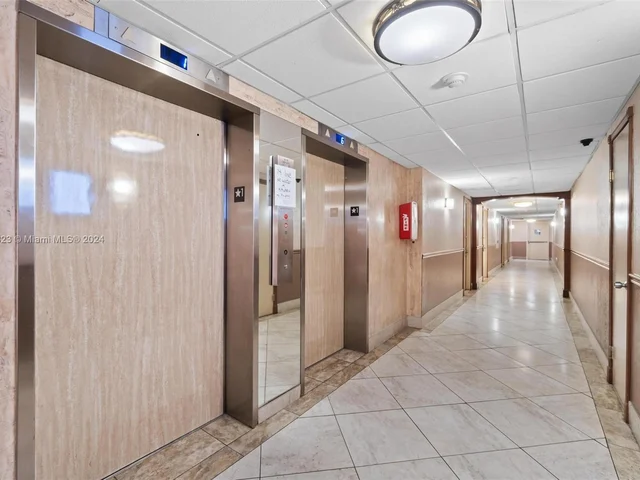 2841 NE 163rd St # 106, North Miami Beach FL 33160