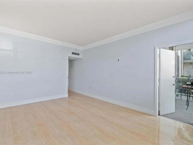 2841 NE 163rd St # 106, North Miami Beach FL 33160