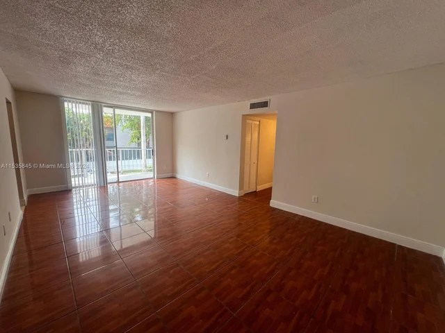 482 NW 165th St Rd # A201, Miami FL 33169