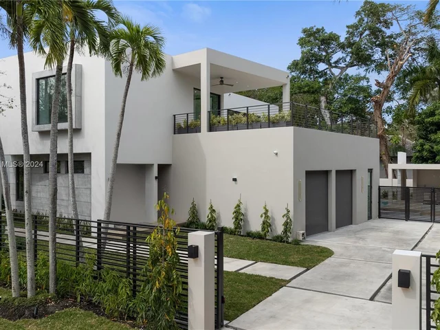 4115 Park Ave, Miami FL 33133