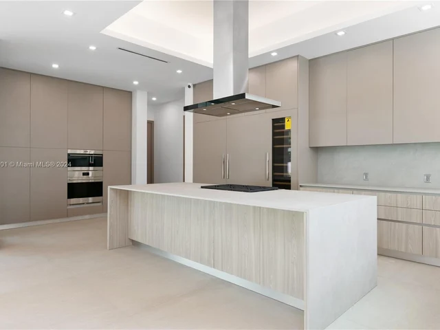 4115 Park Ave, Miami FL 33133