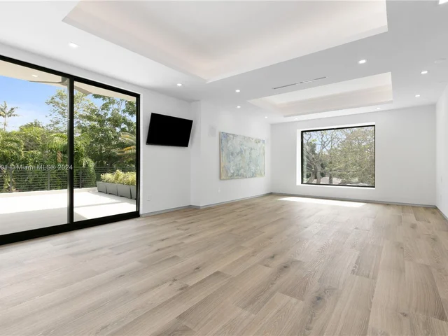 4115 Park Ave, Miami FL 33133