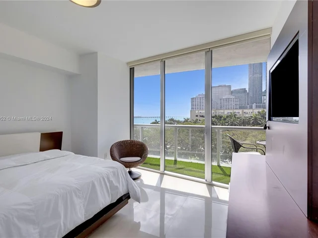 495 Brickell Ave # 603, Miami FL 33131