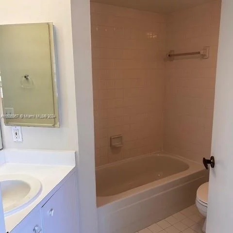 2247 SE 27th Dr # D, Homestead FL 33035