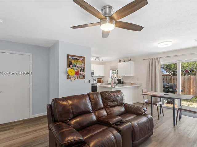 110 SW 3rd Ct, Florida City FL 33034