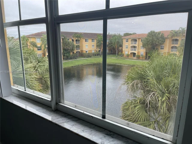 9645 NW 1st Ct # 306, Pembroke Pines FL 33024