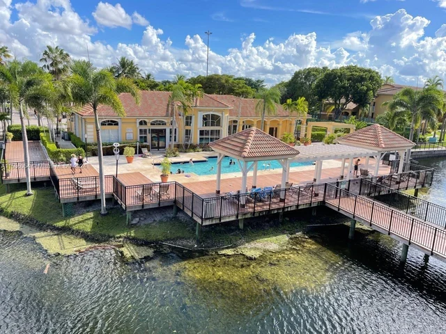 9645 NW 1st Ct # 306, Pembroke Pines FL 33024