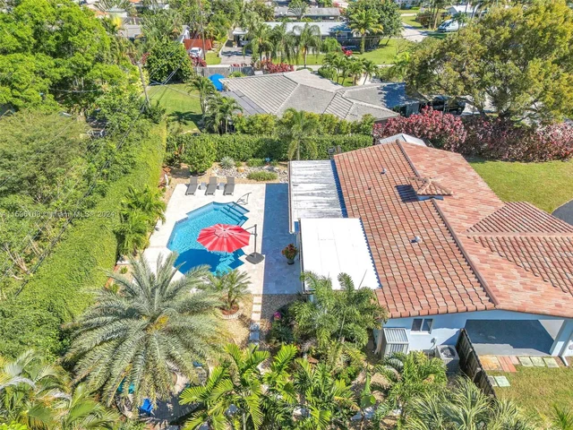 317 NW 23rd St, Wilton Manors FL 33311