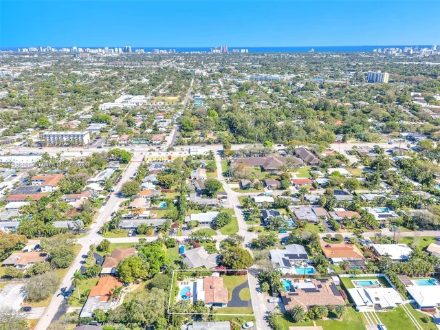 317 NW 23rd St, Wilton Manors FL 33311